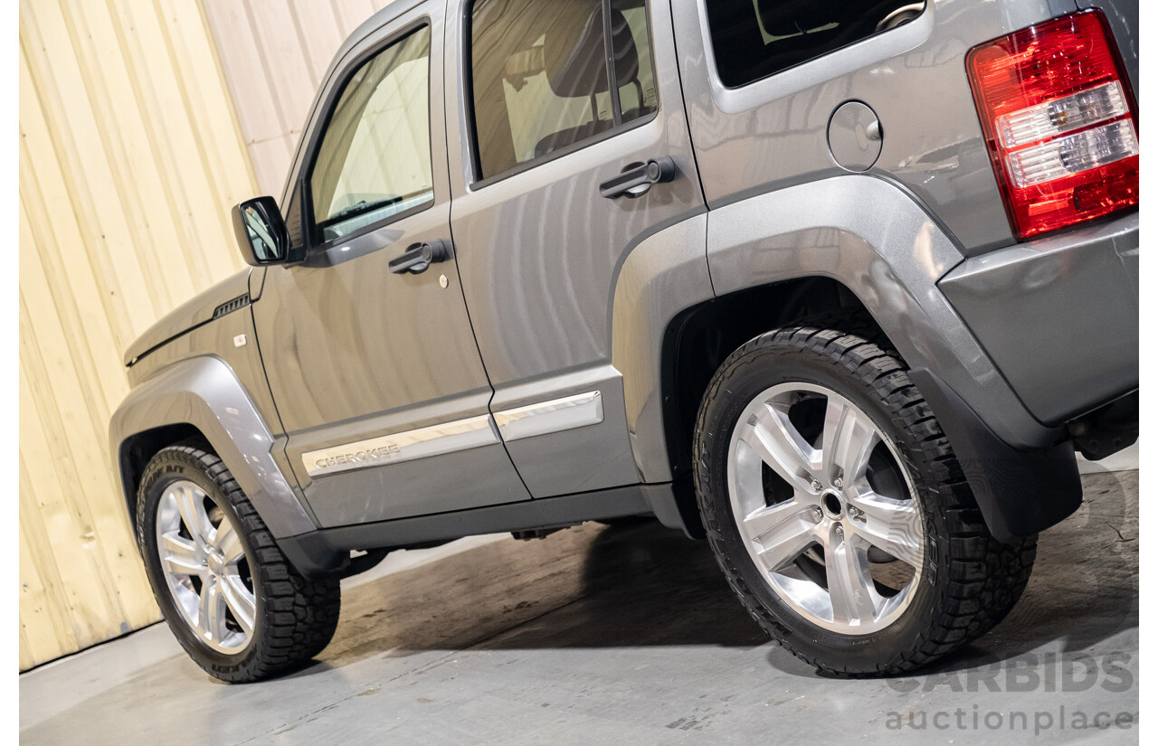 10/2012 Jeep Cherokee Limited JET KK MY12 4d Wagon Metallic Grey V6 3.7L