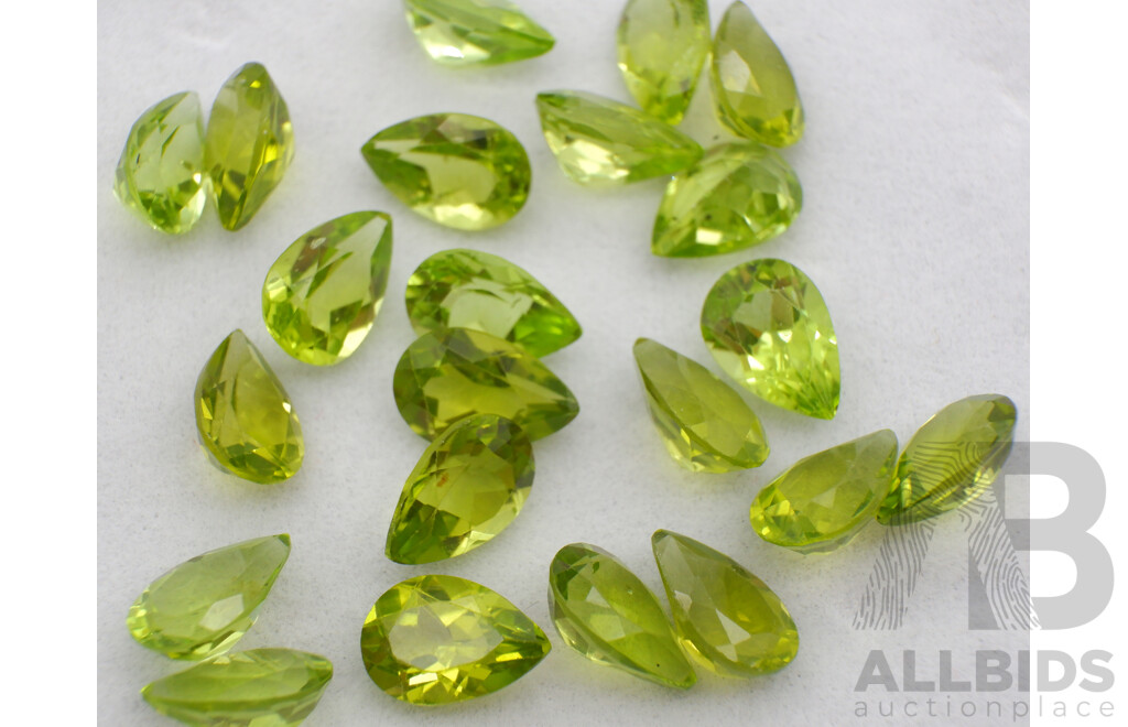 Peridot (22) Pear Cut Natural Untreated Unset Gemstones, 31.80ct