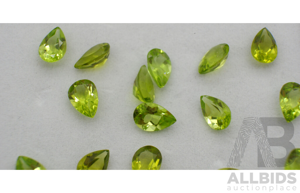 Peridot (22) Pear Cut Natural Untreated Unset Gemstones, 31.80ct