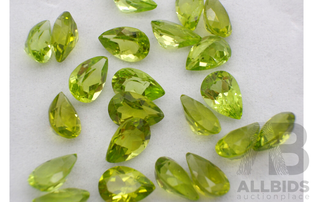 Peridot (22) Pear Cut Natural Untreated Unset Gemstones, 31.80ct