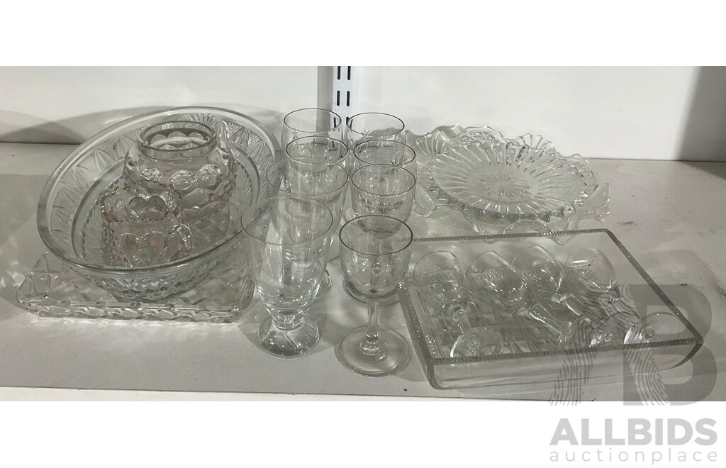 Collection Vintage Crystal and Stem Ware