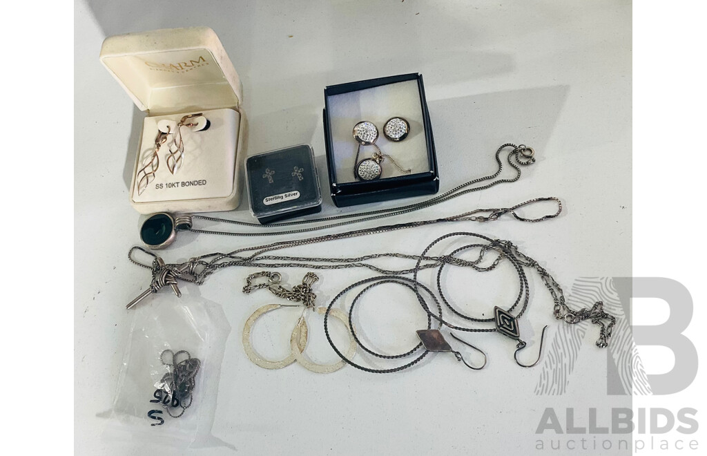 Large Collection of Assorted Sterling Silver Jewellery Items - Some as New in Box