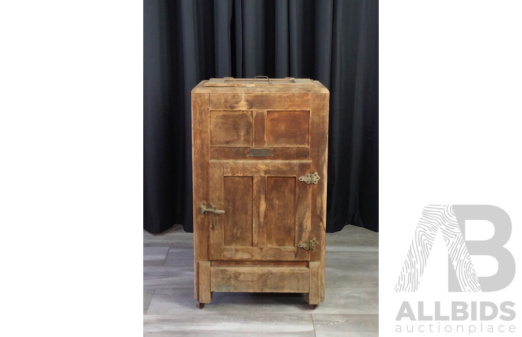 Vintage Timber Lift Top Icechest