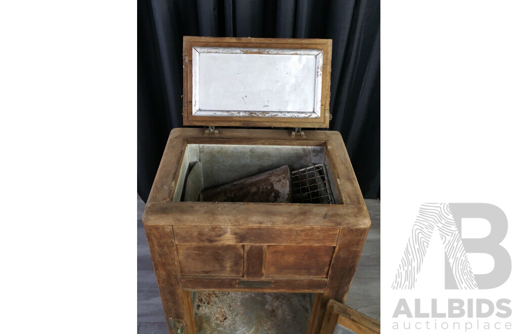 Vintage Timber Lift Top Icechest