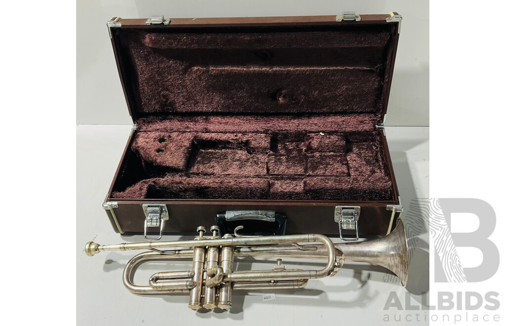 Yamaha Trumpet in Carrying Case