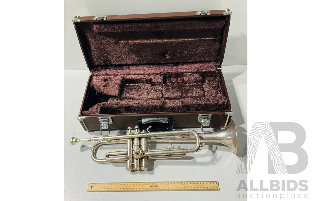 Yamaha Trumpet in Carrying Case