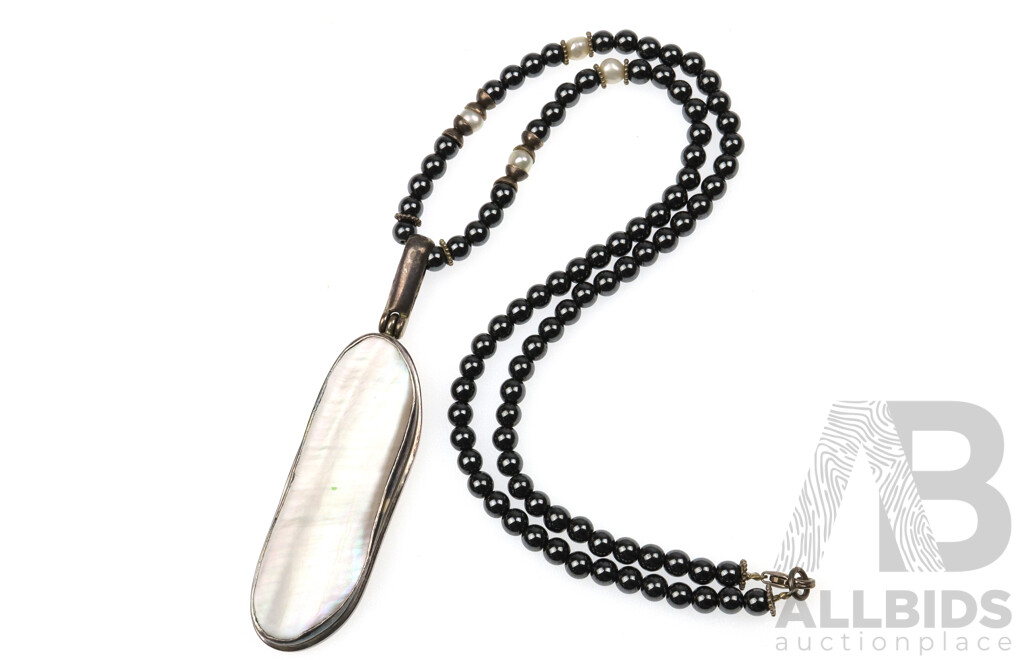 Sterling Silver Vintage Heamatite and Freshwater Cultured Pearl Necklace with Large Mother of Pearl Pendant, 30.98 Grams