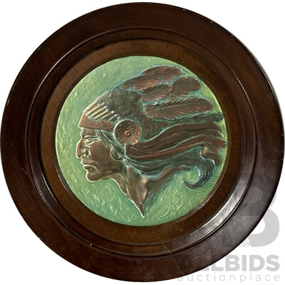 Native North American Indian Chief Shadow Portait, Handpainted Imprint on Card, Unmarked Plaque in Round Wooden Frame, 38 x 38 cm (frame)