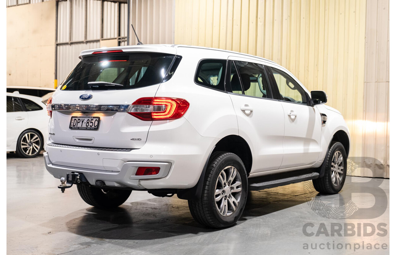 7/2017 Ford Everest Trend UA (4x4) 4d Wagon White Turbo Diesel 3.2L - 7 Seater
