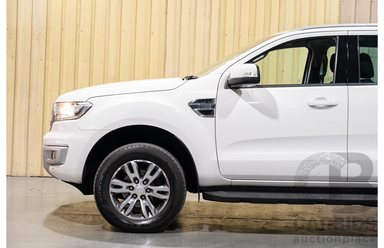 7/2017 Ford Everest Trend UA (4x4) 4d Wagon White Turbo Diesel 3.2L - 7 Seater