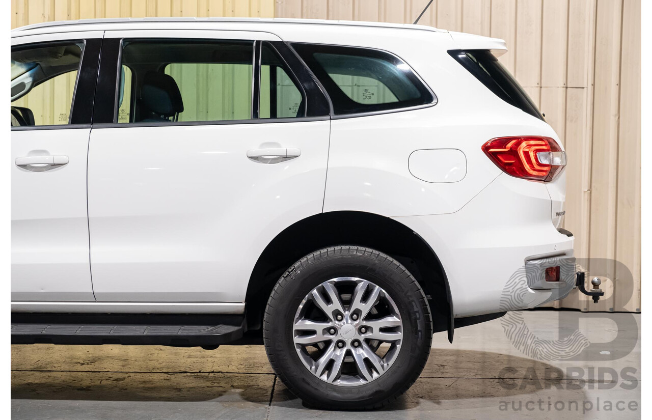 7/2017 Ford Everest Trend UA (4x4) 4d Wagon White Turbo Diesel 3.2L - 7 Seater