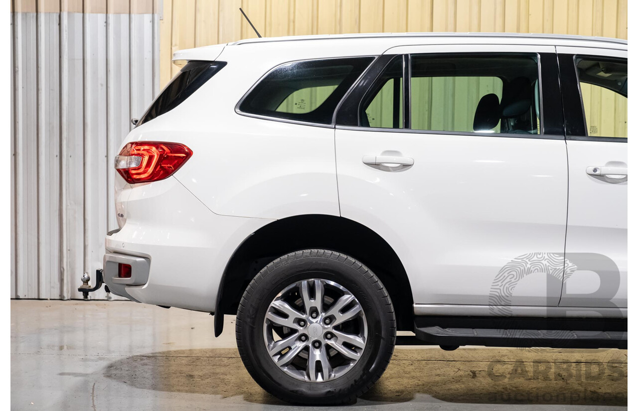 7/2017 Ford Everest Trend UA (4x4) 4d Wagon White Turbo Diesel 3.2L - 7 Seater