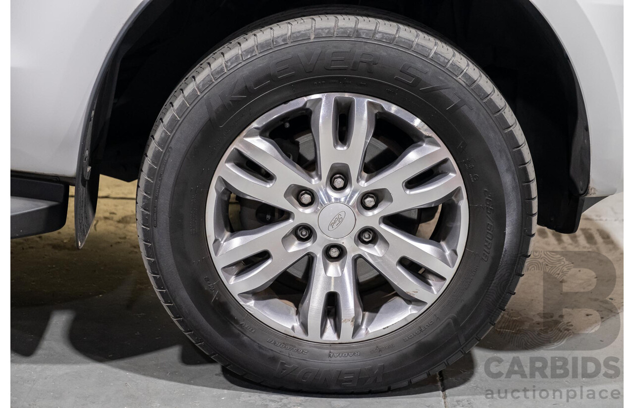 7/2017 Ford Everest Trend UA (4x4) 4d Wagon White Turbo Diesel 3.2L - 7 Seater