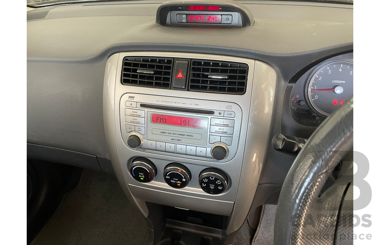 9/2006 Suzuki Liana   4d Sedan Red 1.8L