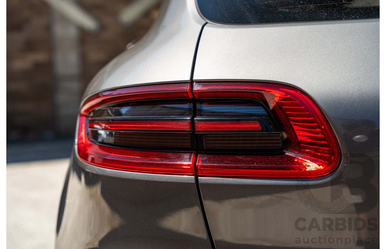 6/2015 Porsche Macan Turbo (AWD) 4d Wagon Agate Grey Metallic Turbo V6 3.6L