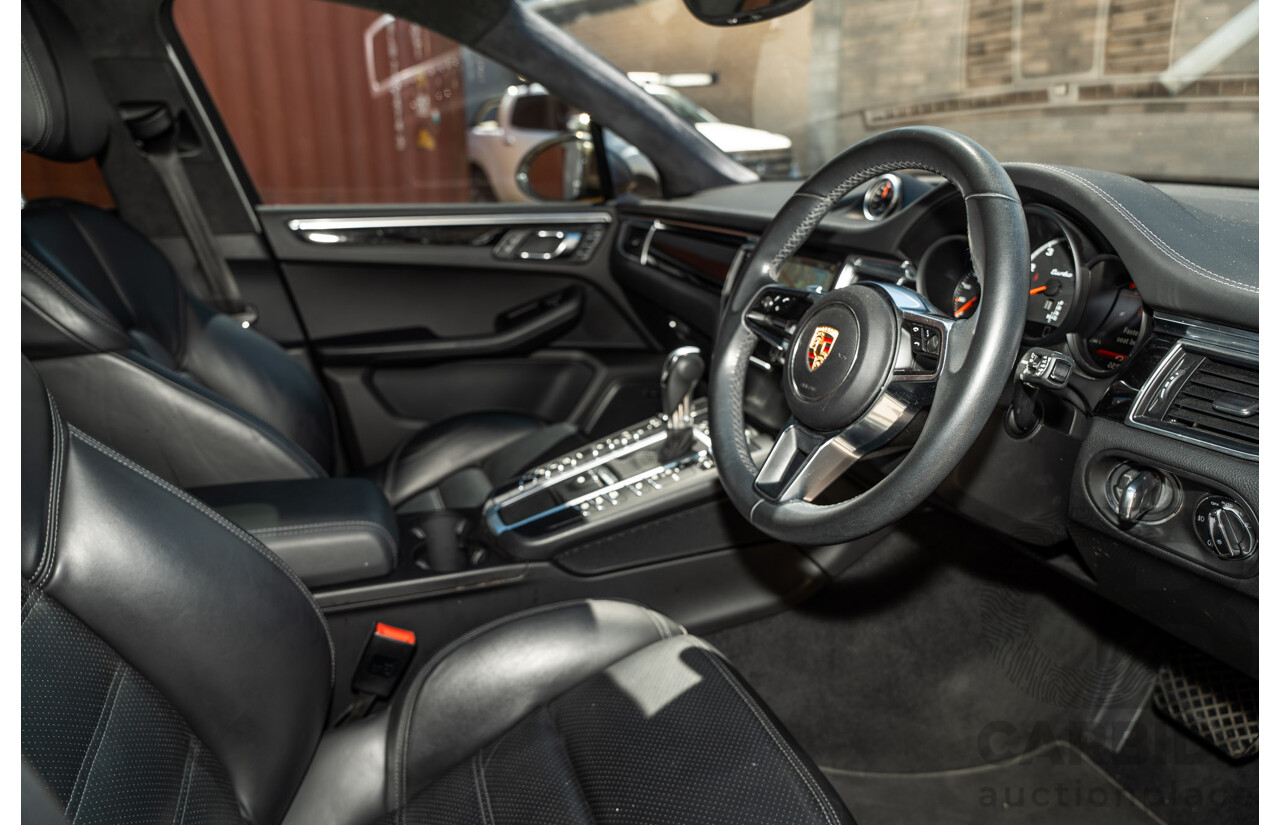 6/2015 Porsche Macan Turbo (AWD) 4d Wagon Agate Grey Metallic Turbo V6 3.6L