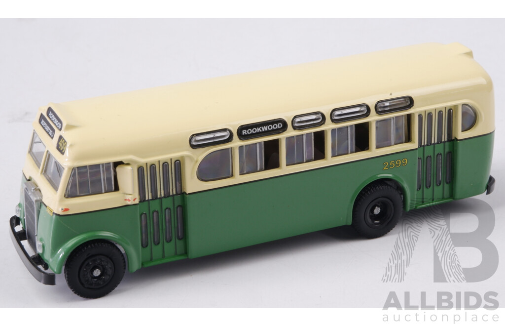 Trux Aussie Buses 1952 Leyland Tiger OPS2 Single Decker Bus - 1/76 Scale