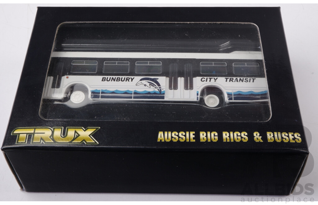 Trux Aussie Buses 1972 Leyland National 11.3 - 1/76 Scale