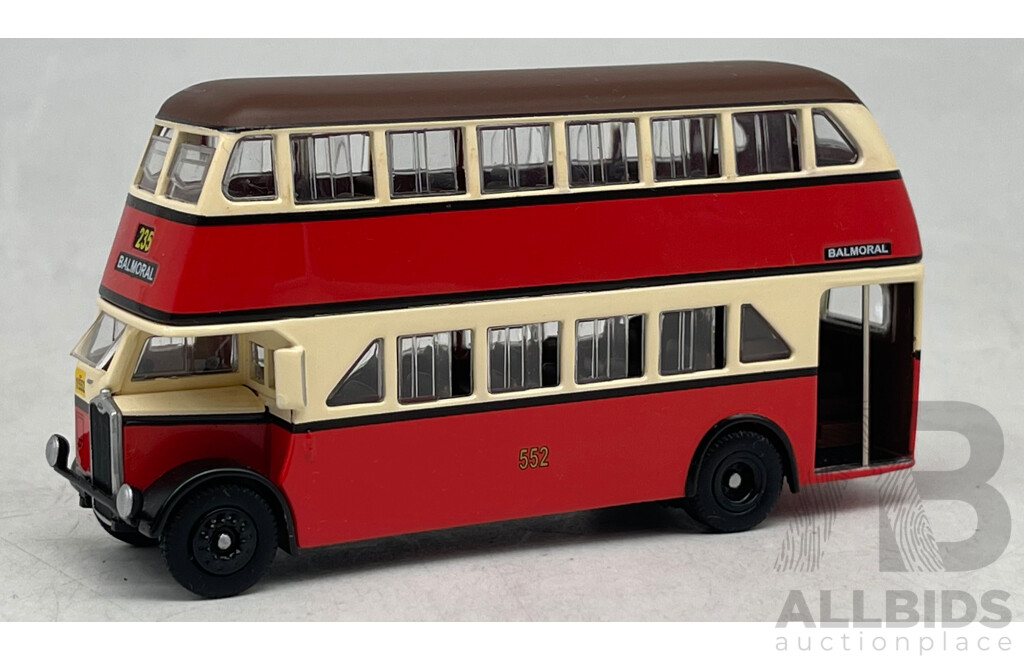 Trux Aussie Buses 1947 Albion Venturer Double Decker - 1/76 Scale
