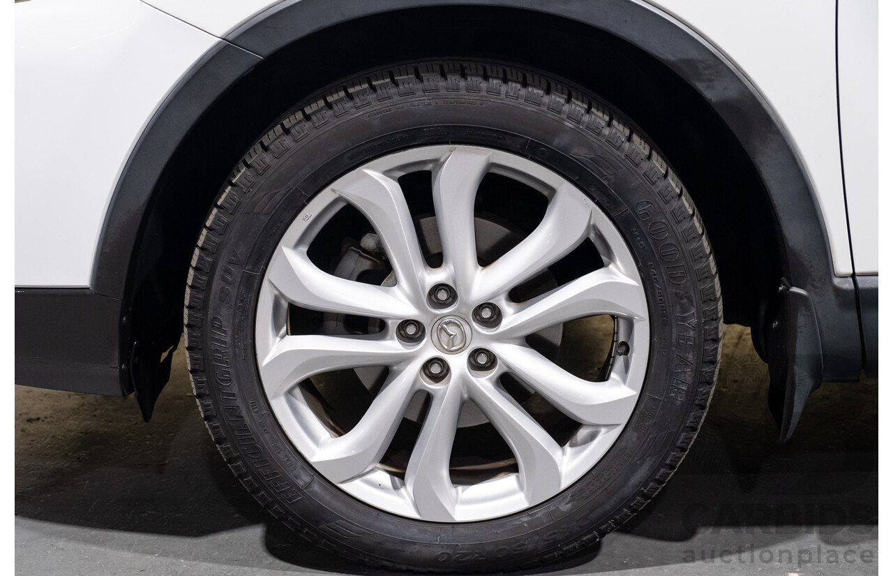 10/2010 Mazda CX-9 Luxury (AWD) MY10 UPGRADE 4d Wagon White V6 3.7L - 7 Seater