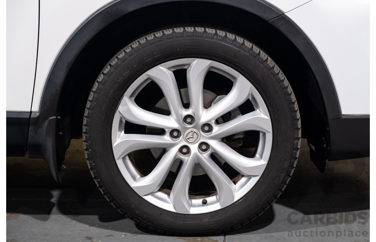 10/2010 Mazda CX-9 Luxury (AWD) MY10 UPGRADE 4d Wagon White V6 3.7L - 7 Seater