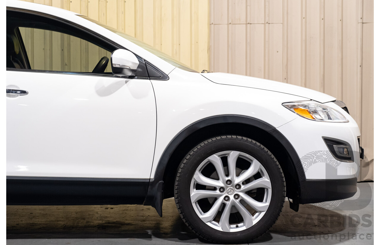 10/2010 Mazda CX-9 Luxury (AWD) MY10 UPGRADE 4d Wagon White V6 3.7L - 7 Seater