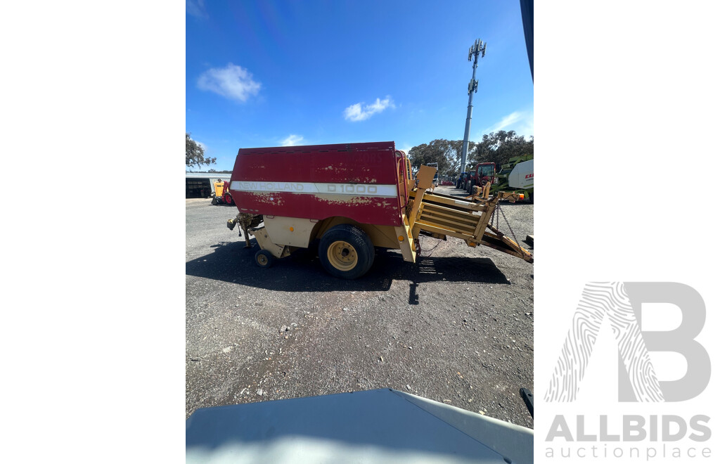 1994-96  Ford New Holland  D 1000 Hay Baler  B8210