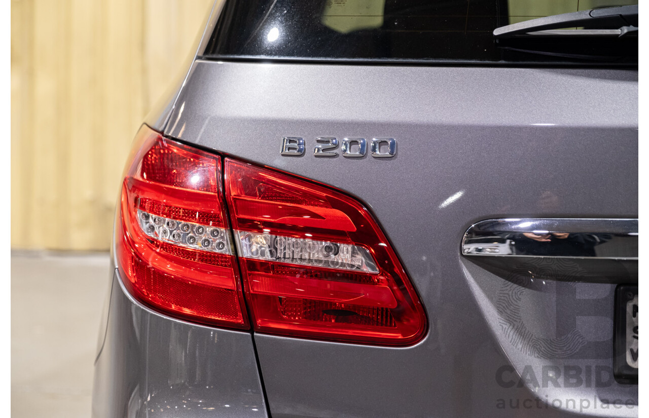 4/2014 Mercedes Benz B200 CDI W246 MY14 5d Hatchback Mountain Grey Metallic Turbo Diesel 1.8L