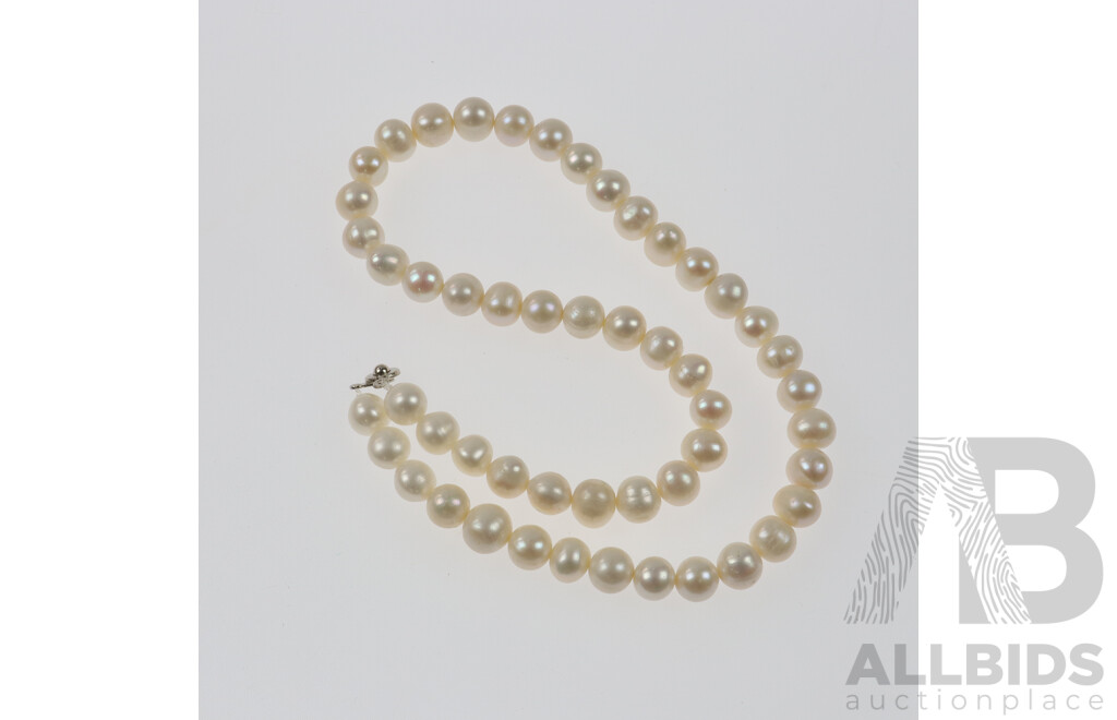 Freshwater Cultured Pearl Graduating Necklace, 10mm - 8.5mm with Button Clasp, 45cm, No Hallmarks
