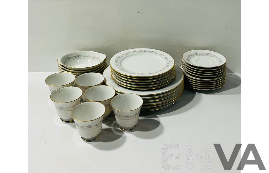Noritake Porcelain 35 Piece Partial Dinner Service in Lilac Time Pattern
