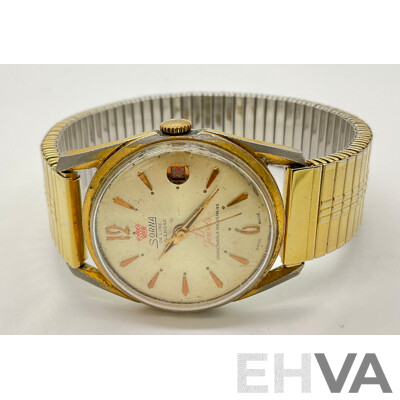Vintage Sorna De Luxe Calendar Wrist Watch, Seventeen Jewels, Swiss Made