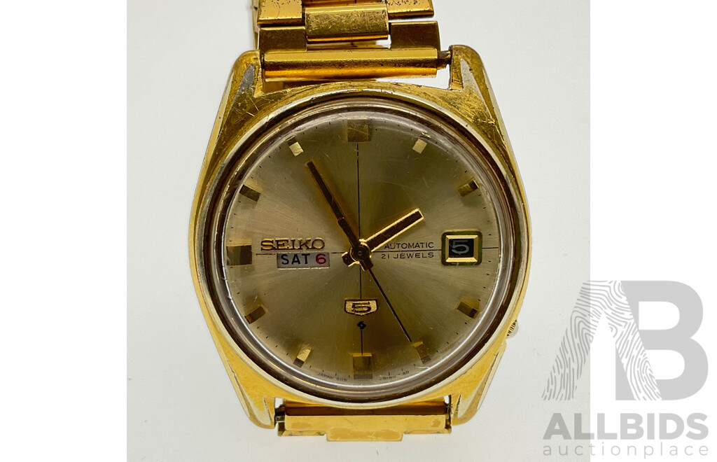 Men's Vintage Seiko Automatic Twenty One Jewels Calendar Wrist Watch 6119-8090