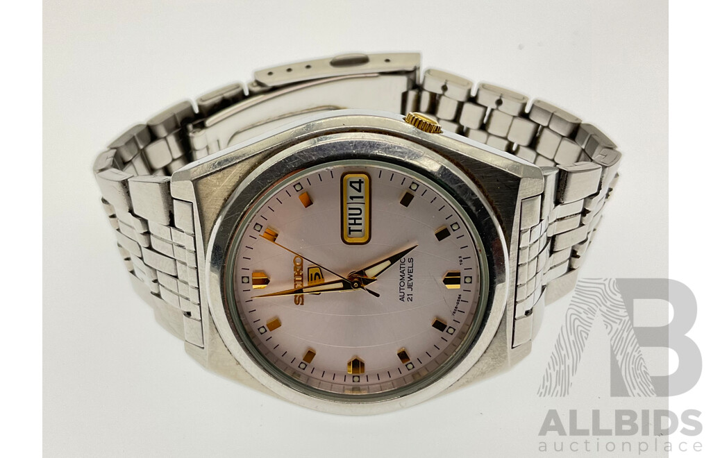 1990's Seiko Five Automatic Twenty One Jewels Wrist Watch with Date Function 7S26-05S4