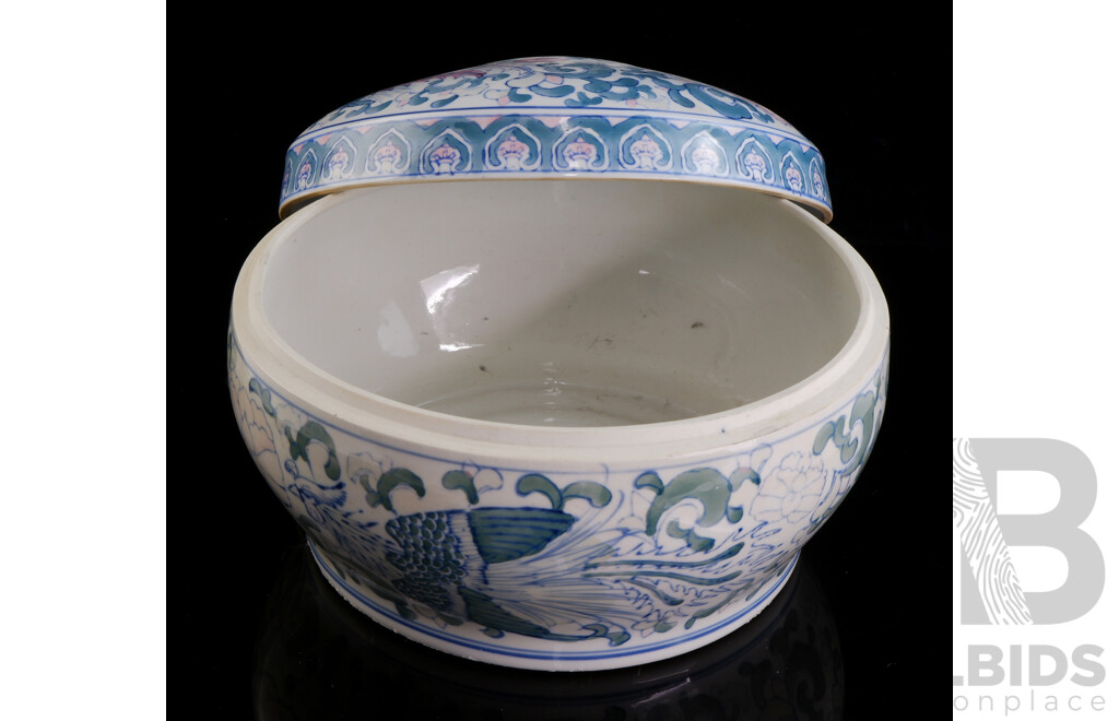 Chinese Porclain Hand Painted Lidded Vessel with Floral Motif