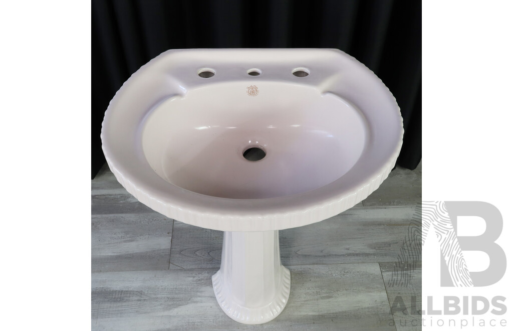 Fowler Ware Ceramic Pedestal Sink