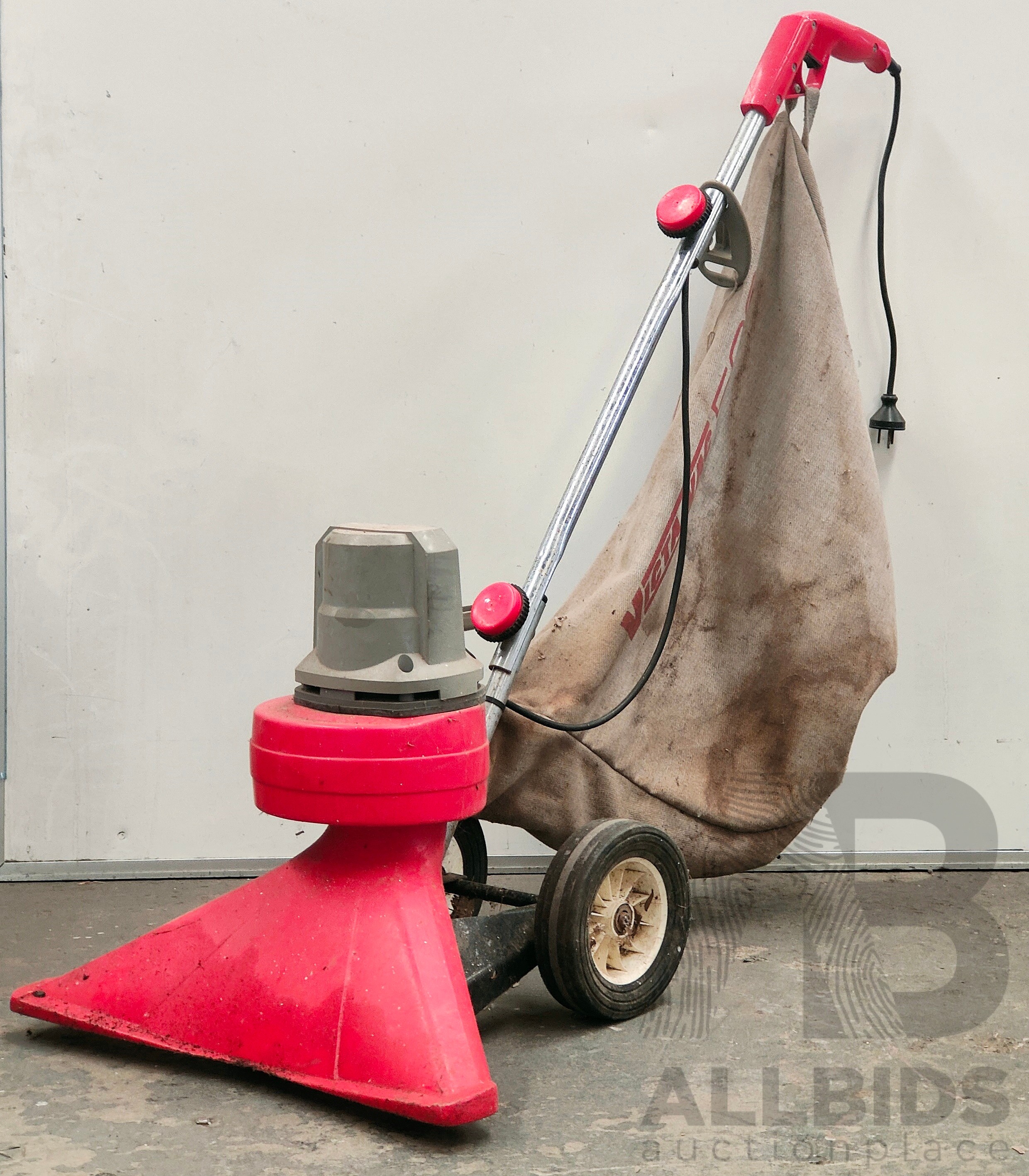 Victa 2024 leaf vacuum