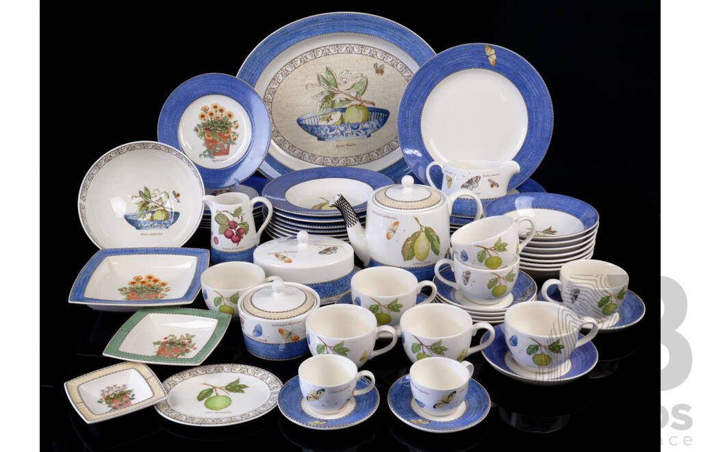 Extensive 57 Piece Wedgwood Porcelain Dinner Service in Sarahs Garden Pattern