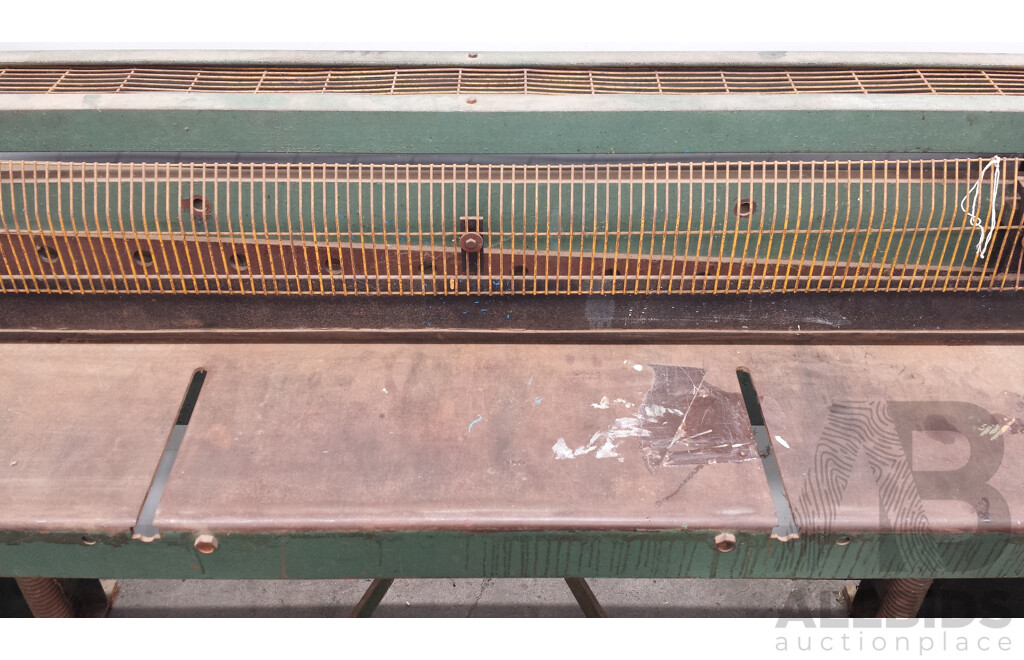 Vintage 1300mm Manual Treadle Sheet Metal Guillotine