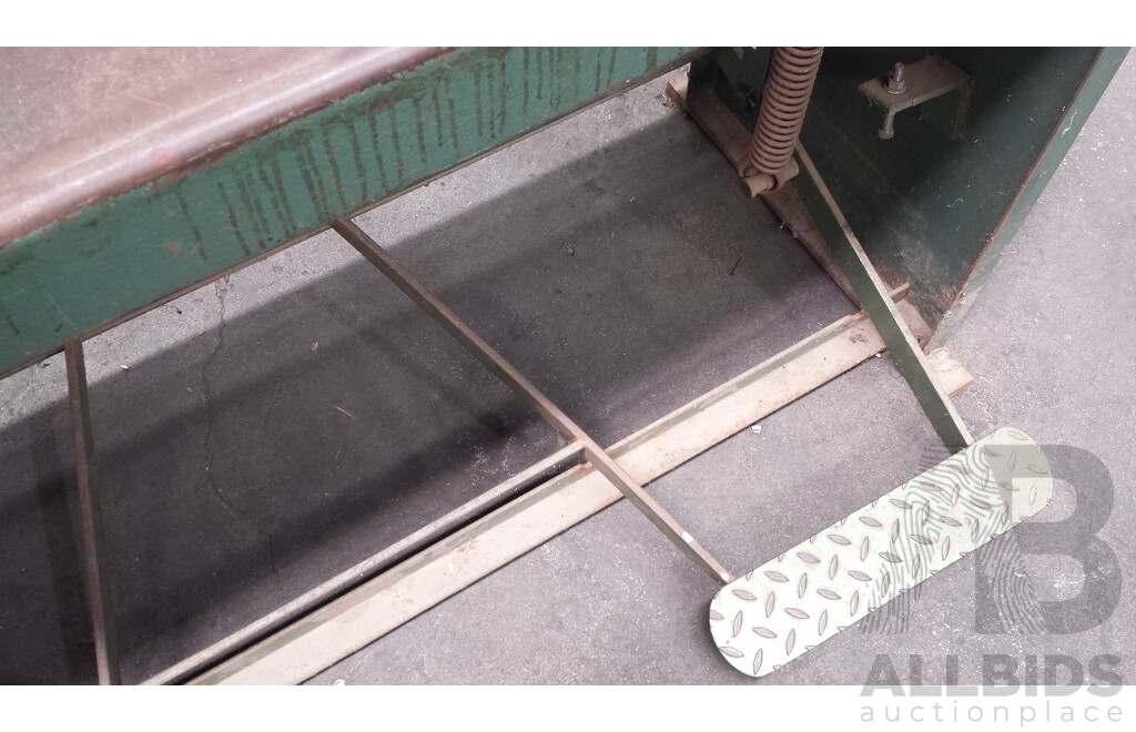 Vintage 1300mm Manual Treadle Sheet Metal Guillotine