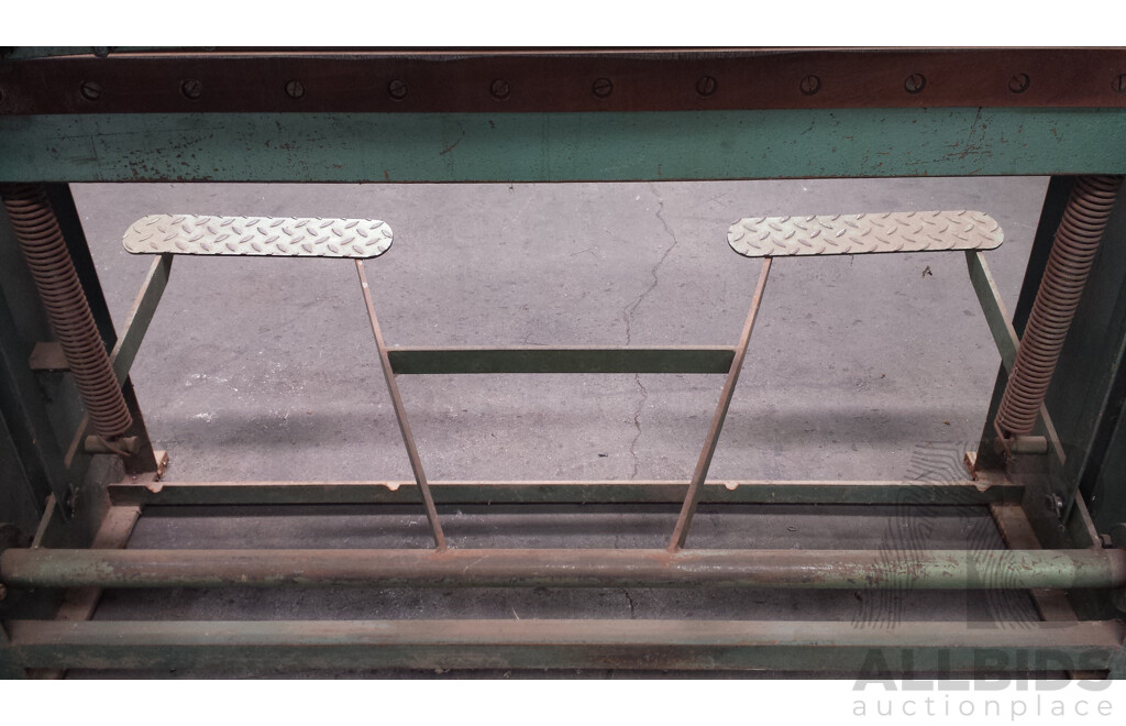 Vintage 1300mm Manual Treadle Sheet Metal Guillotine