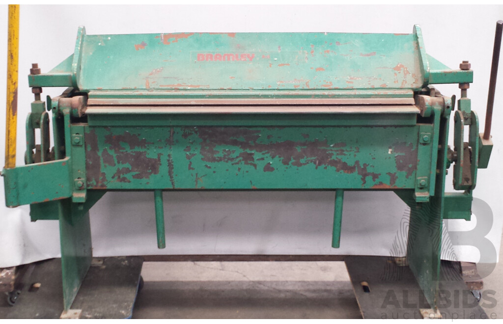 Bramley 1250mm Manual Sheet Metal Bender