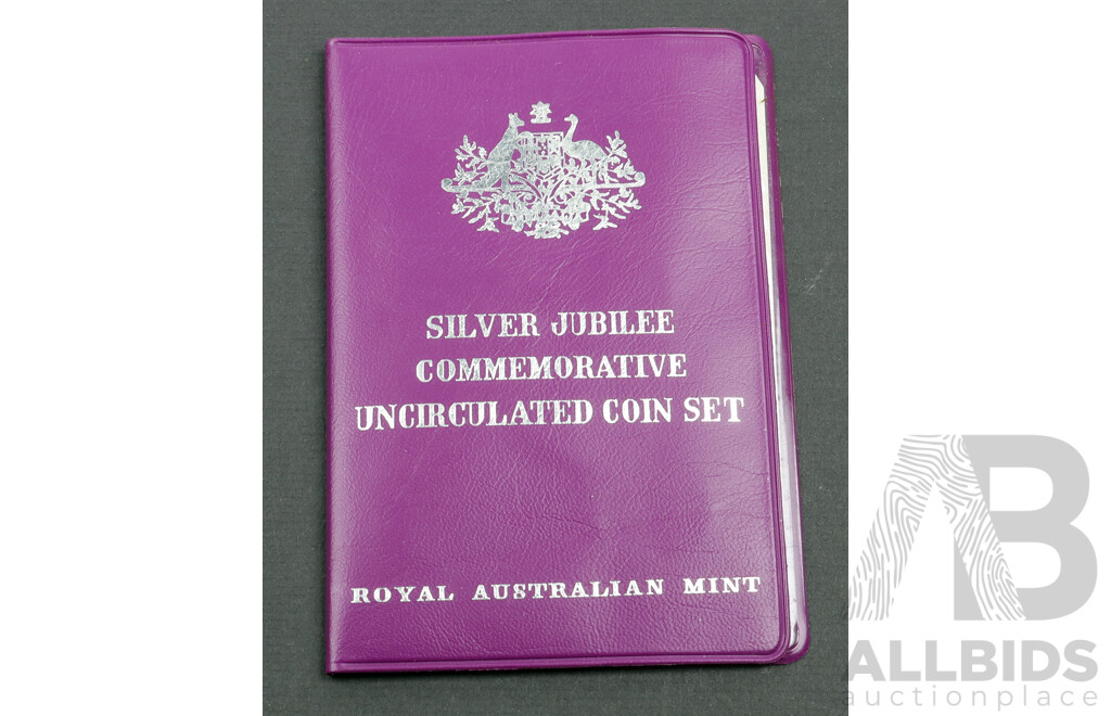 1977 Silver Jubilee coin set.