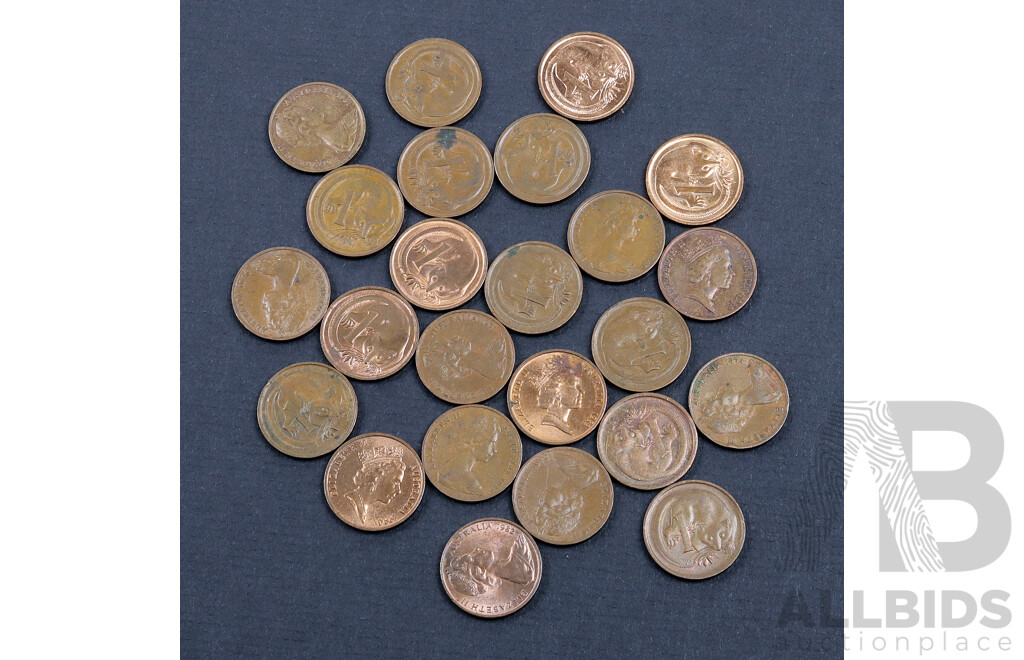 Complete set Australian 1c coins.