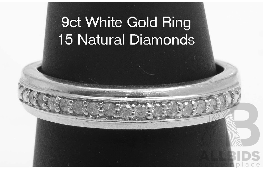15 Stone DIAMOND Ring - 9ct White Gold