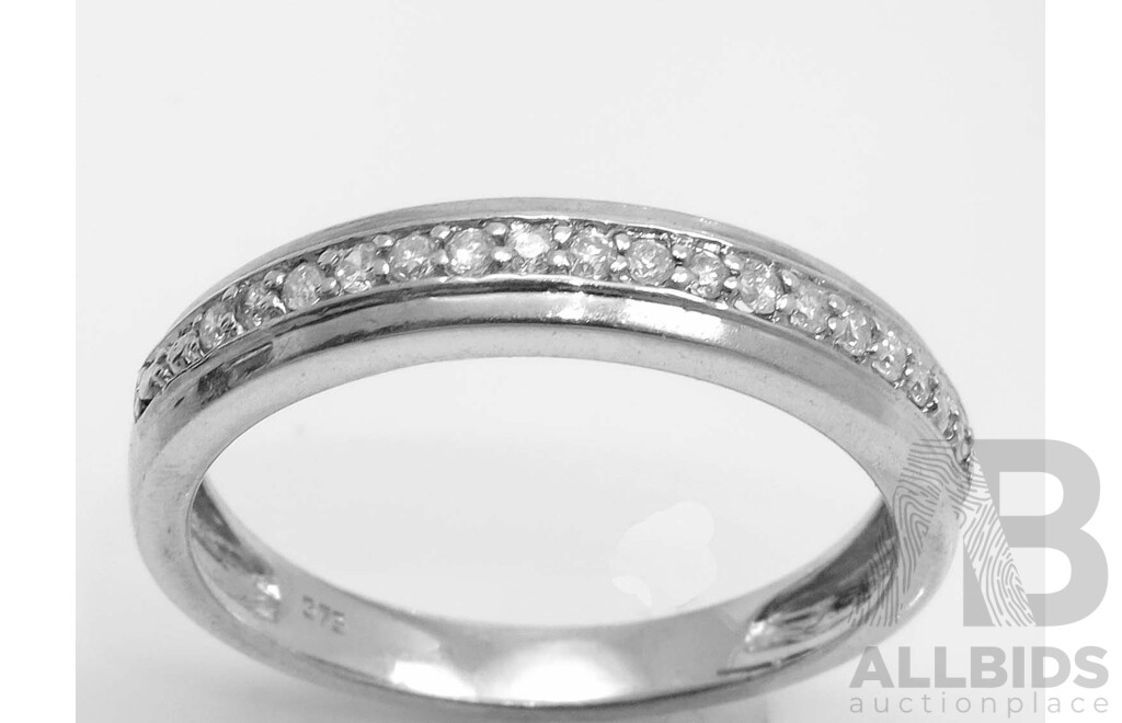 15 Stone DIAMOND Ring - 9ct White Gold