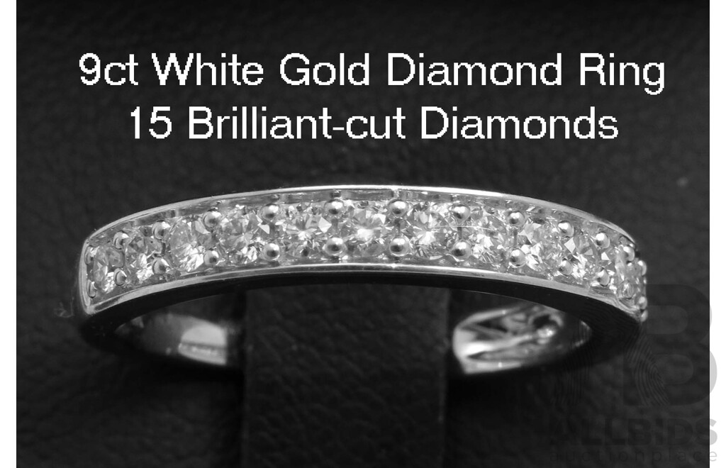 9ct White Gold 15 Diamond Ring