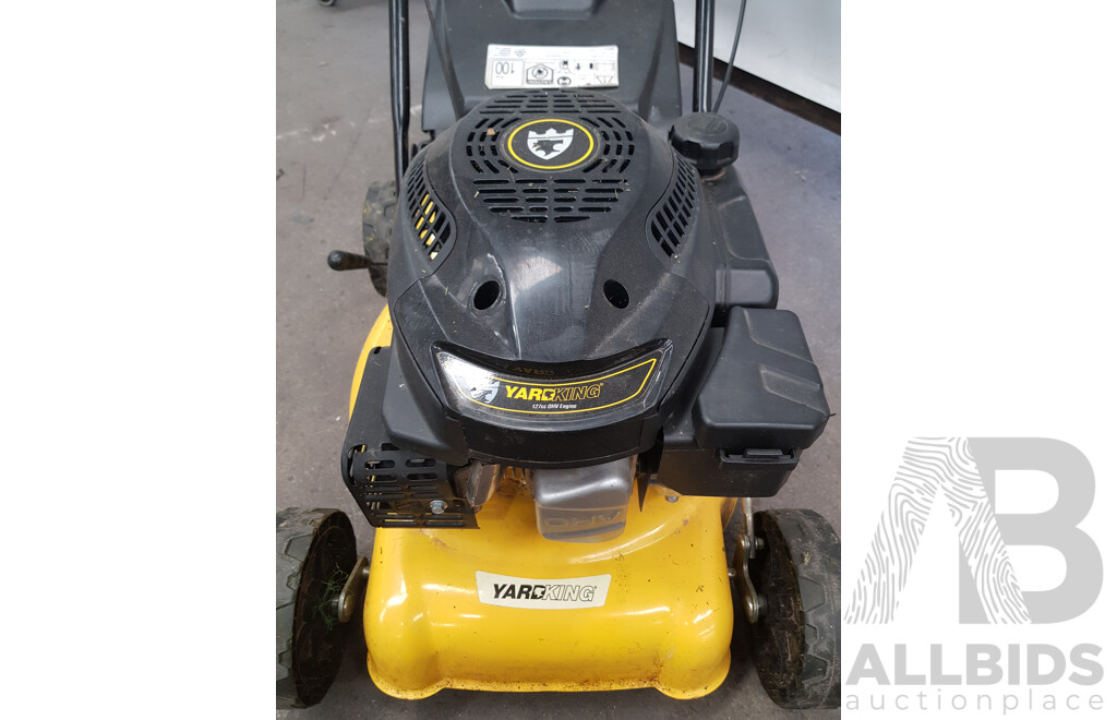 Yardking 138cc cut discount and catch lawn mower