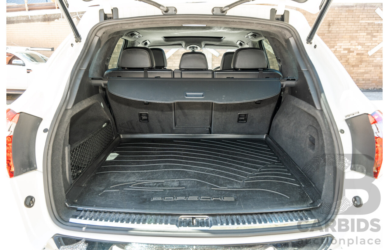 3/2011 Porsche Cayenne Turbo Series 2 (4x4) 4d Wagon White Twin Turbo V8 4.8L