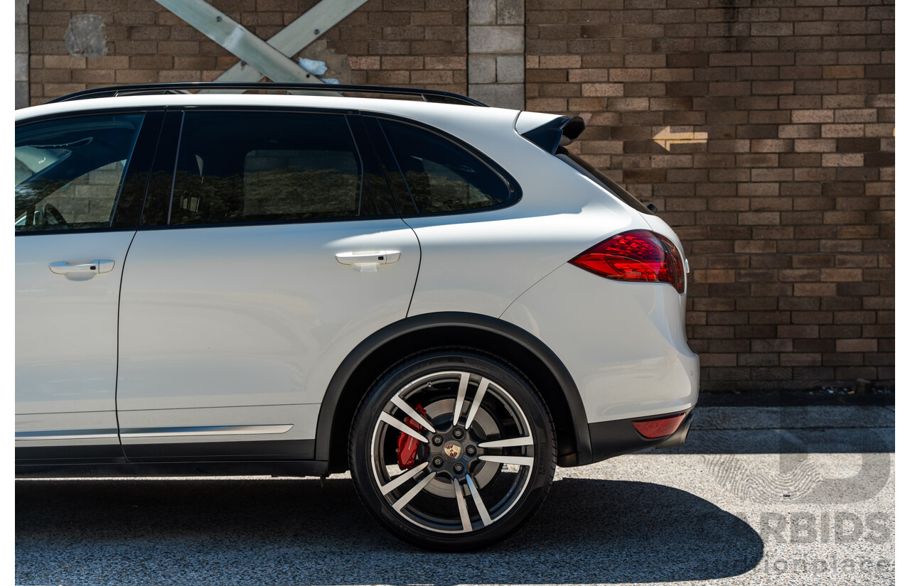 3/2011 Porsche Cayenne Turbo Series 2 (4x4) 4d Wagon White Twin Turbo V8 4.8L