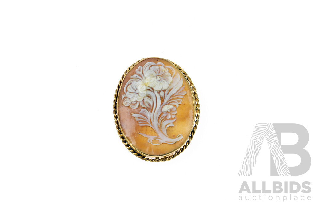 9CT Vintage Cameo Brooch with Flower Motif, 50mm X 40mm, 10.96 Grams